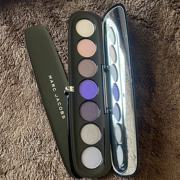 Marc Jacobs 730 Frivoluxe Eye-Conic Eyeshadow Palette - Picture 5 of 9